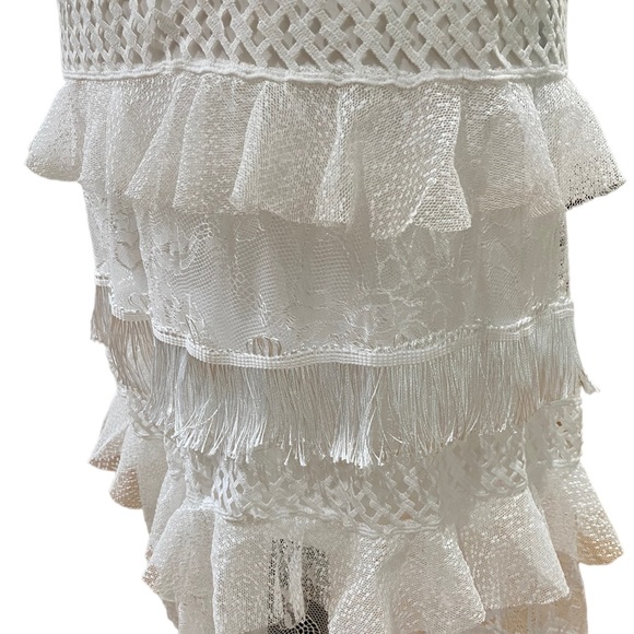 Laser cutout lace overlay maxi dress - Picture 3 of 4